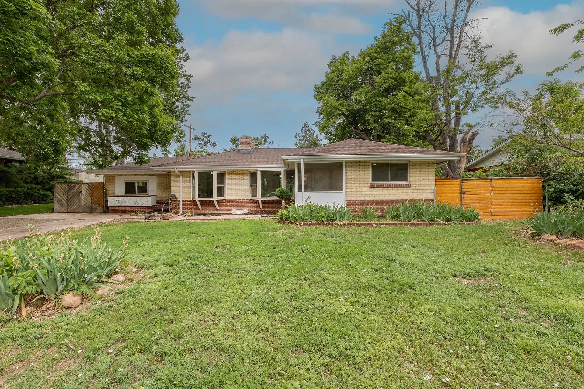 5810 S. Greenwood Street, Littleton