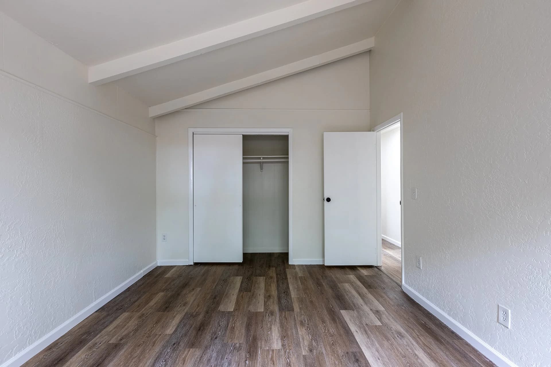 7042 W. 76th Avenue — view 4